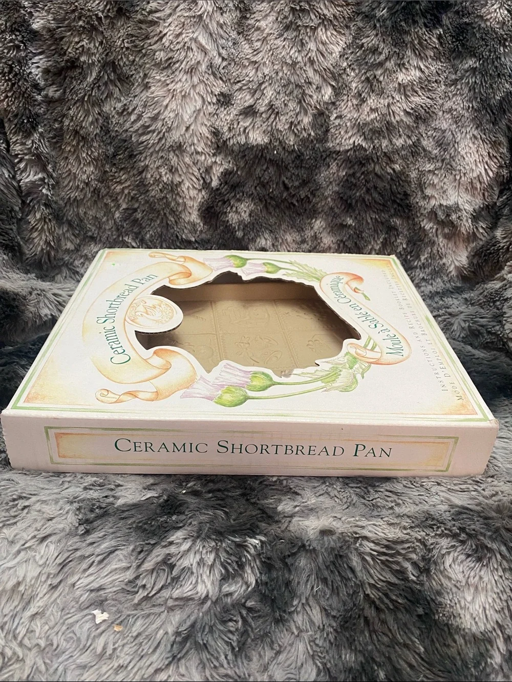 Vintage Ceramic Shortbread Pan - Picture 13 of 16